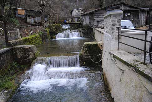 Tagliacozzo - Tagliacozzo le Cascatelle del fiume Imele nella pronvicia dellAquila in Abruzzo